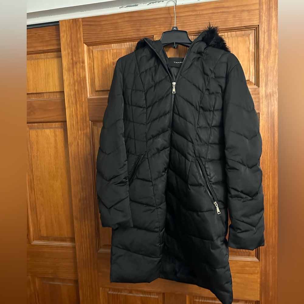 TAHARI Winter Jacket - Good condition